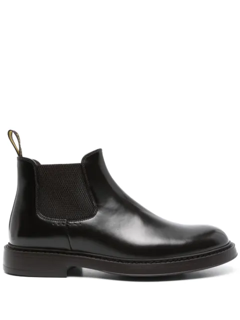 Doucal's Beatles boots
