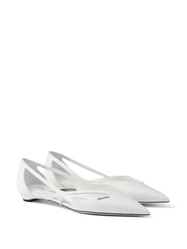 Prada カットアウト フラットシューズ | ホワイト | FARFETCH JP