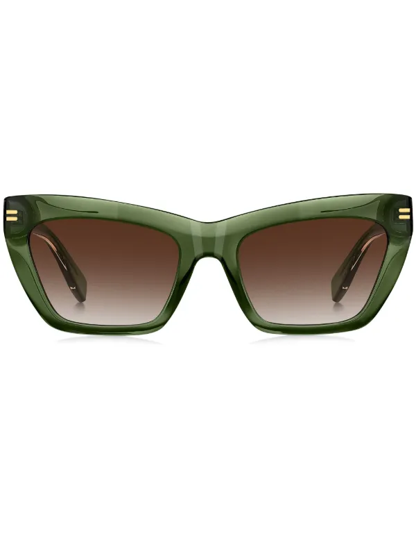 MARC BY MARC JACOBS キャットアイサングラス（いま人気の