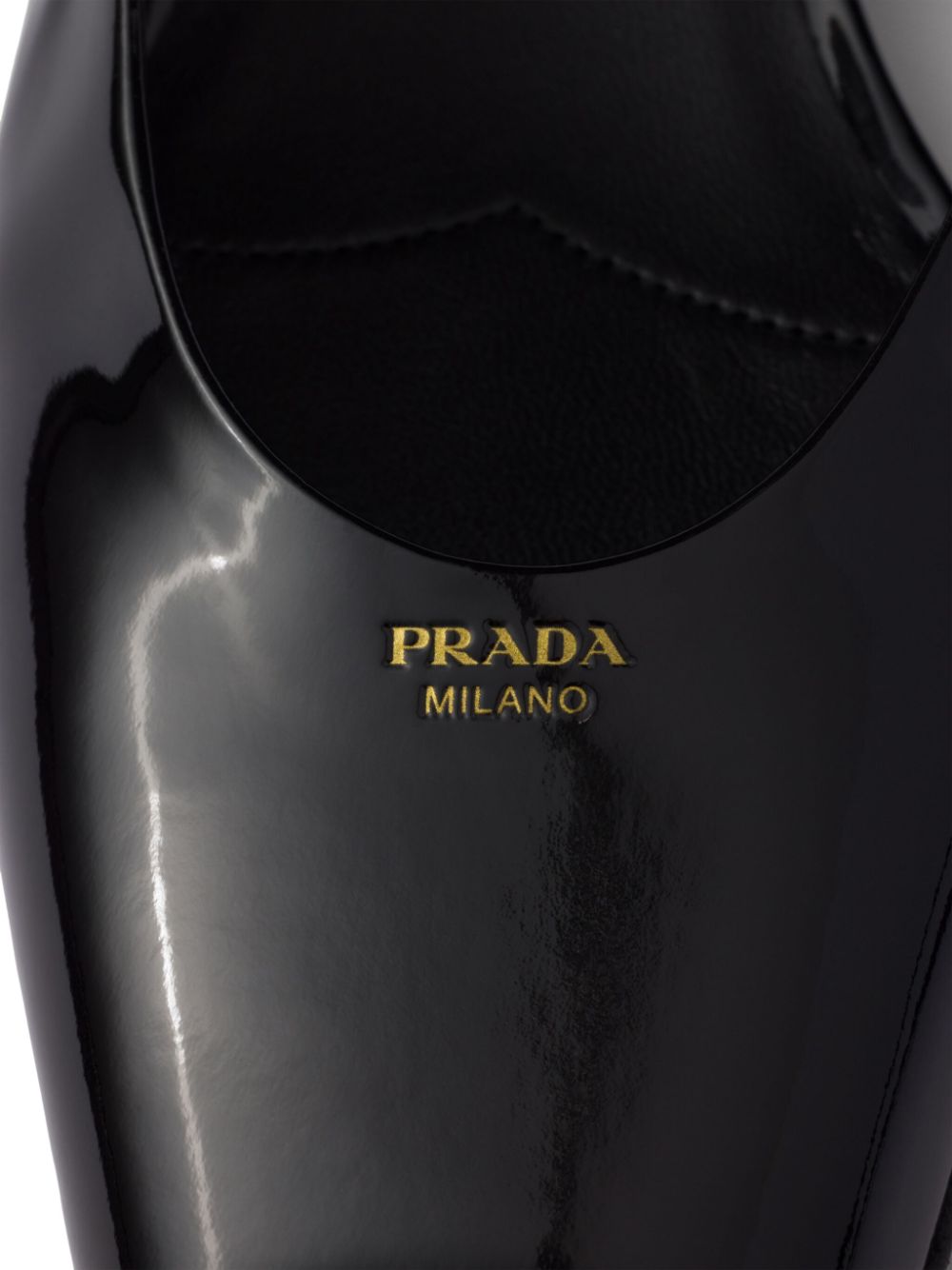 Prada Leren slingback ballerina's Zwart