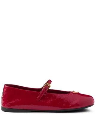 Prada レザー フラットシューズ | レッド | FARFETCH JP