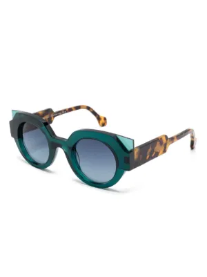 ファースアファース Face a Face™ QUARTZ 2 Cat-Eye Eyeglasses | EyeOns.com