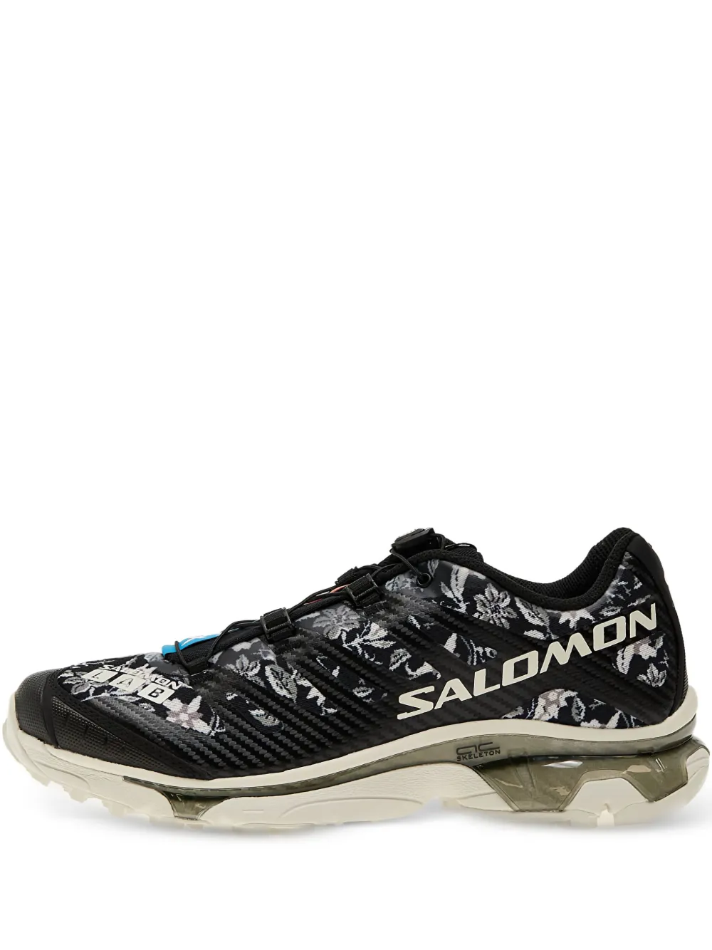 Salomon Advanced XT-4 Needlepoint sneakers met bloemenprint Zwart