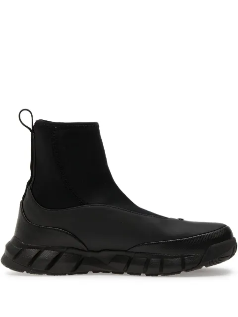 Oakley logo-embossed boots
