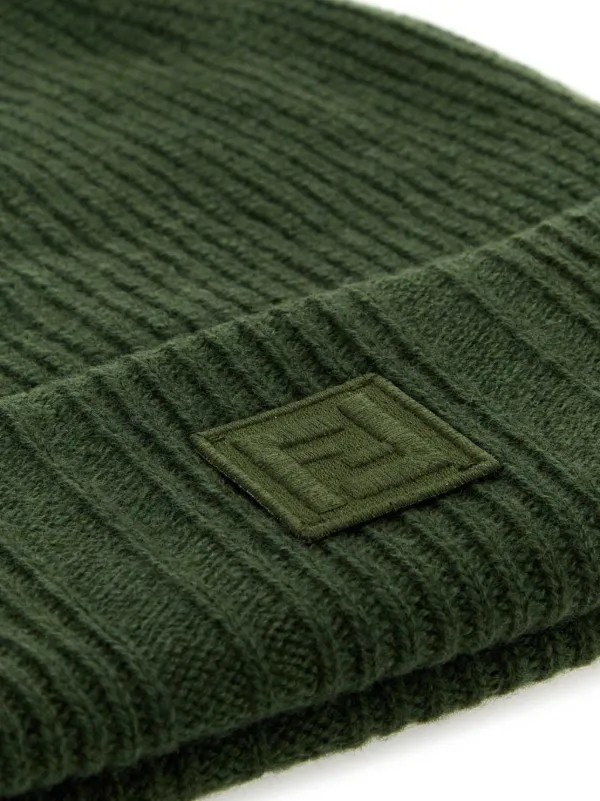FENDI logo-patch Beanie | Green | FARFETCH