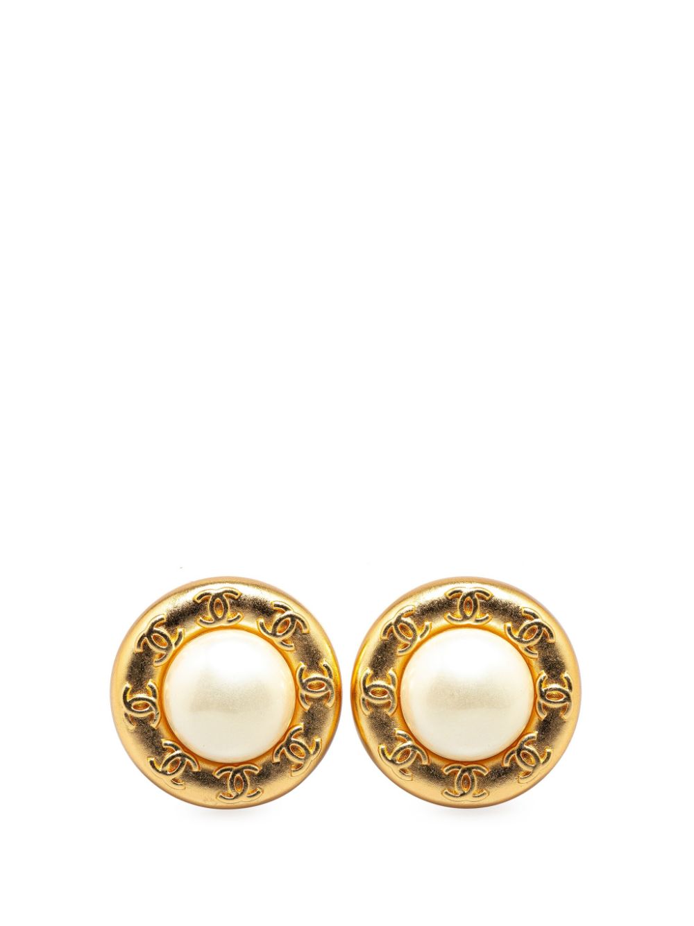 CHANEL Pre-Owned 1970-1980 Gold Plated CC Faux Pearl Clip on costume earrings