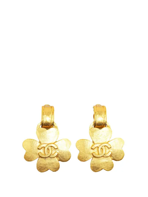 CHANEL Pre-Owned 1995 Gold Plated CC Clover Clip On costume earrings