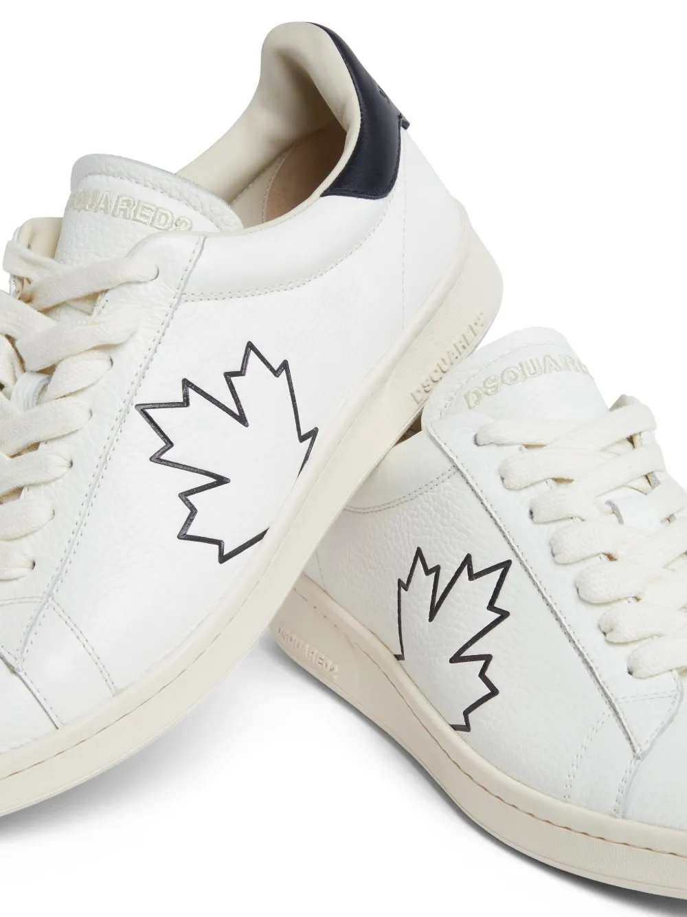 DSQUARED2 maple leaf-detail sneakers White