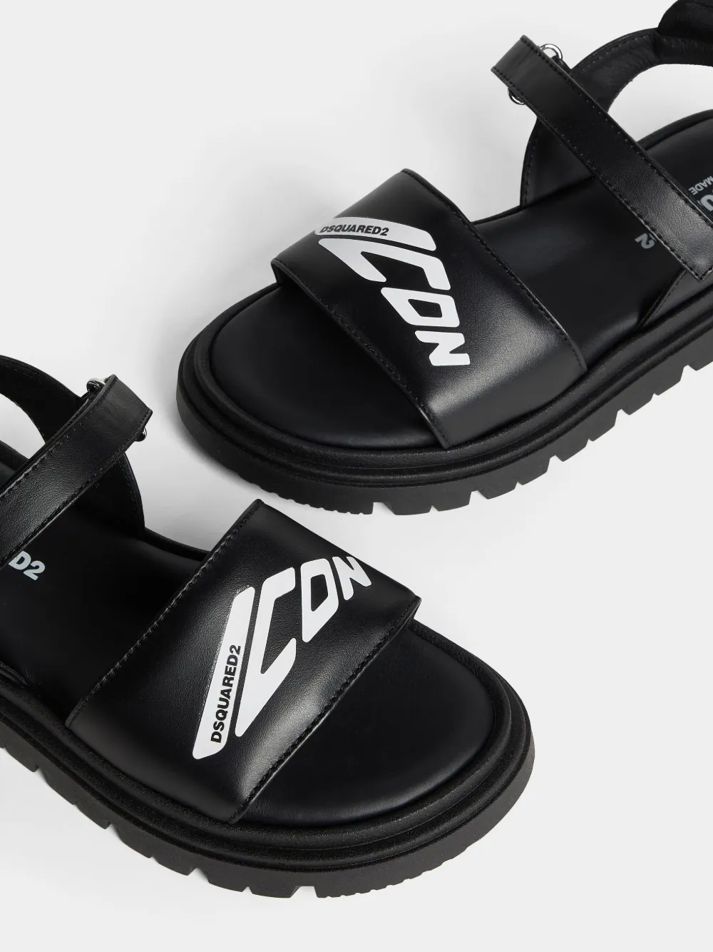 Dsquared2 Icon Sandals In Black