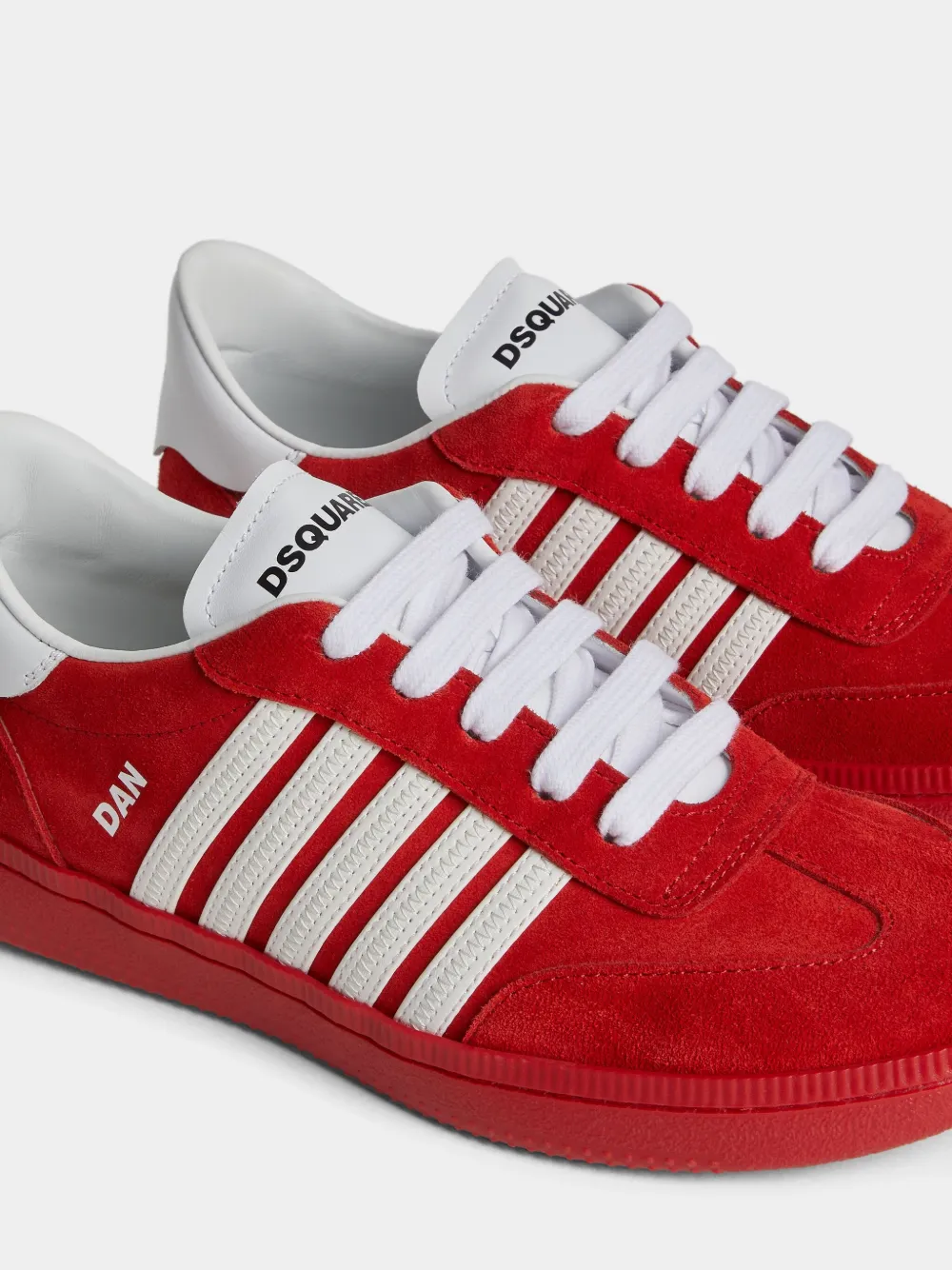 Dsquared2 Logo-print Sneakers In レッド
