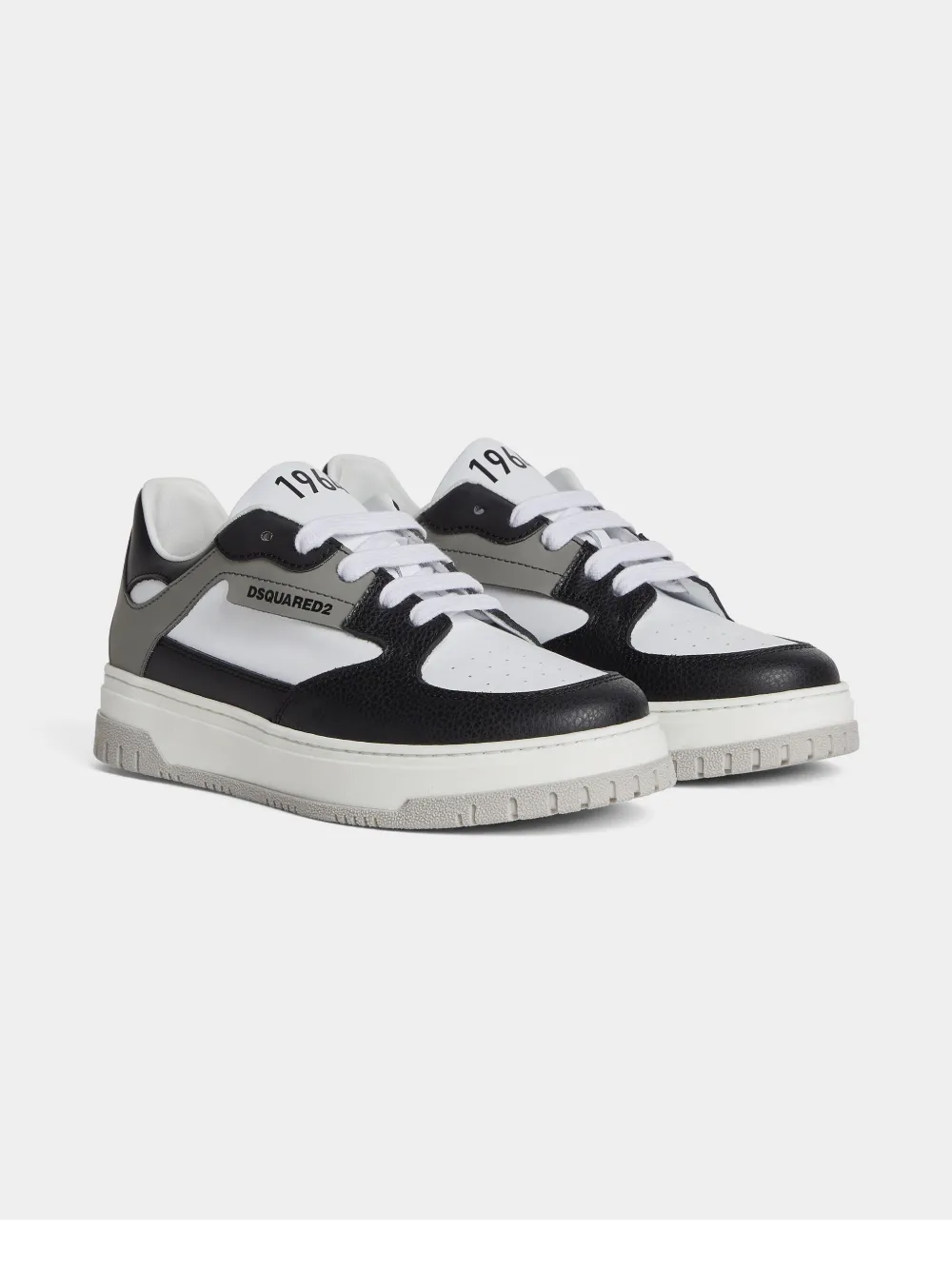 Dsquared2 Logo-print Sneakers In White