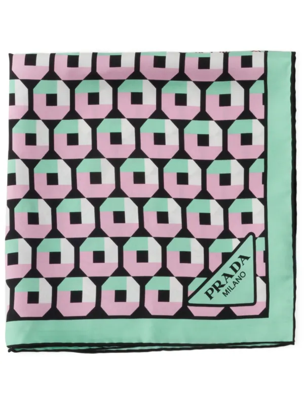 【関税込み】Green [PRADA] Silk scarf Green Lime Green Printed silk twill scarf 55x55 | PRADA