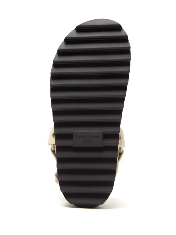 【Acne Studios】レザーバックルサンダル Acne Studios バックル レザーサンダル | ブラック | FARFETCH JP