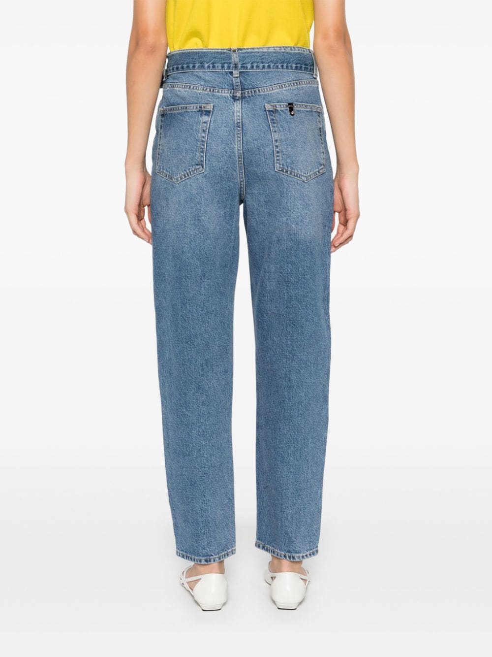 Shop Liu •jo Belted Boyfriend Jeans In Blue