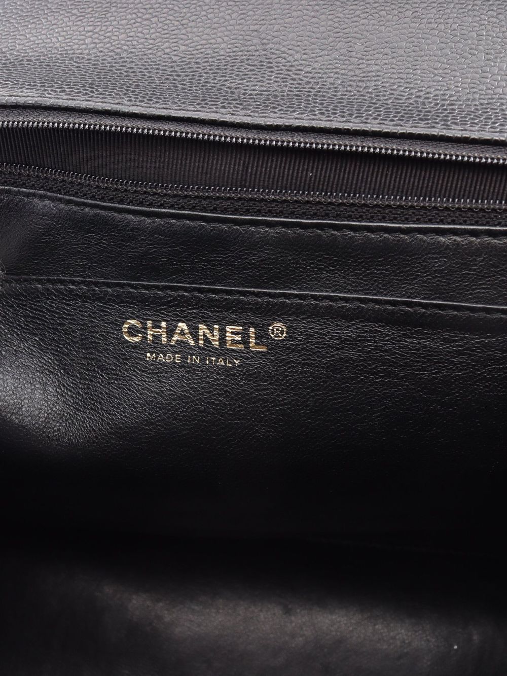 CHANEL 2004-2005 diamond-quilted top-handle bag Women