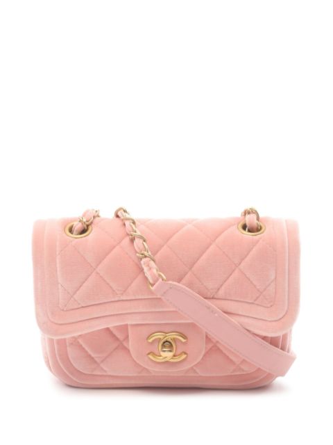 HOT SALE CHANEL 2021 diamond-quilted shoulder bag Women