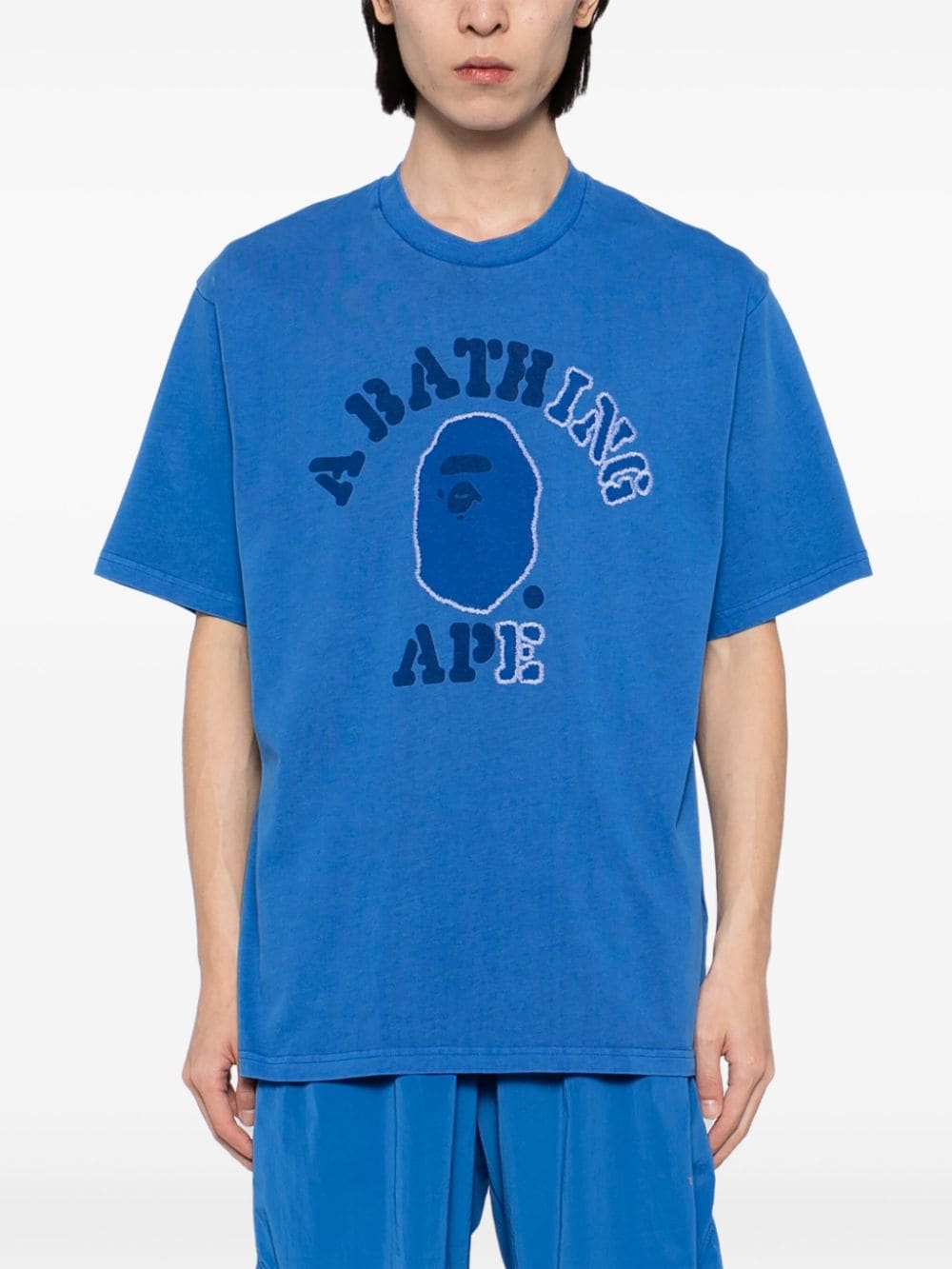 A BATHING APE® College T-shirt met tie-dye print - Blauw