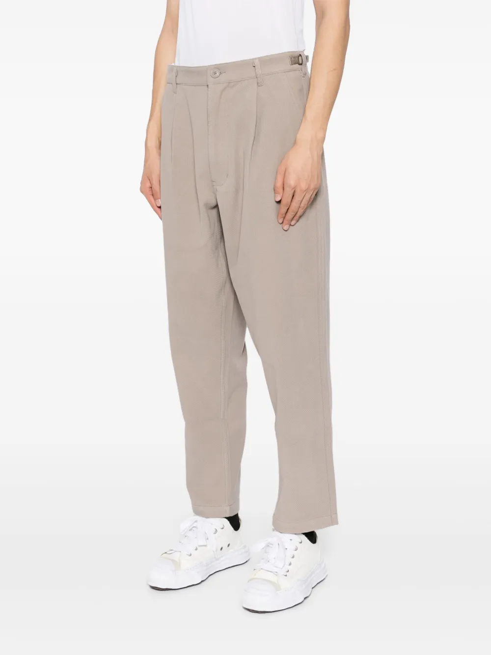 izzue Broek met ceintuur Beige