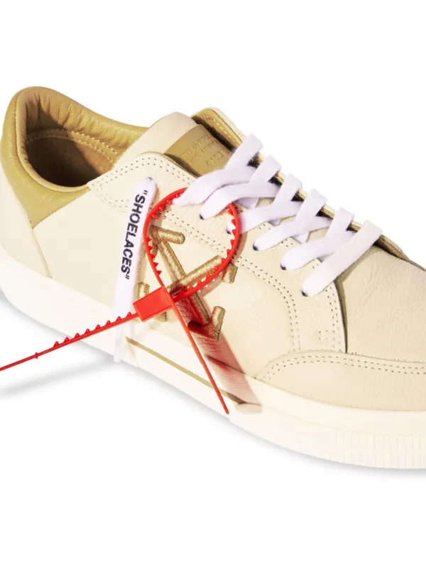 【関税＆送料込み】Off-White New Low Vulcanized Leather Sne White & Black New Low Vulcanized Leather Sneakers by Off