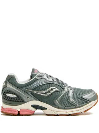 Saucony