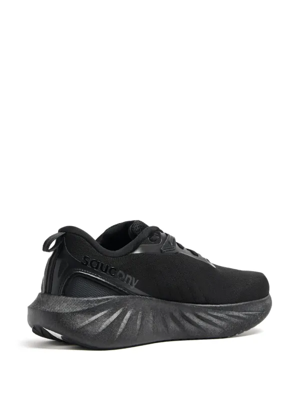 Saucony Triumph 22 Sneakers | Black | FARFETCH