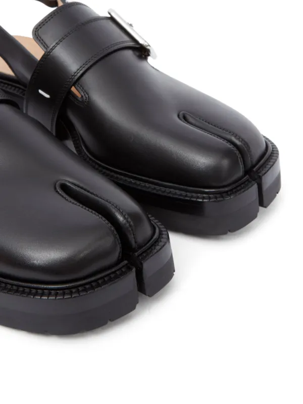 【正規取扱店】 Maison Margiela Tabi County サンダル | ブラック | FARFETCH JP 靴