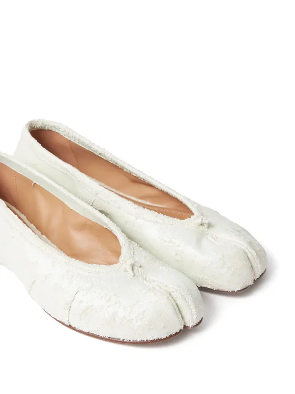 Maison Margiela Tabi Ballet Flats | White | FARFETCH