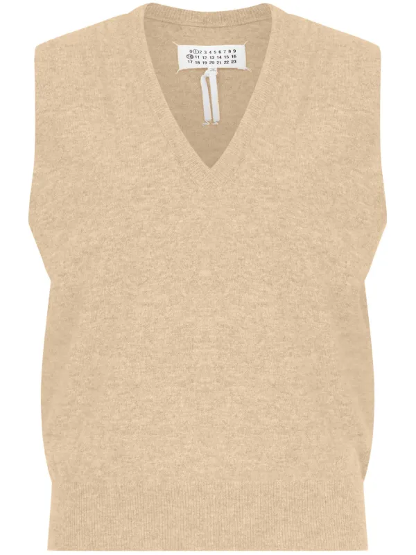 【送料&関税込】Maison Margiela V-neck Knitted Vest 26436328_56080515_600.jpg