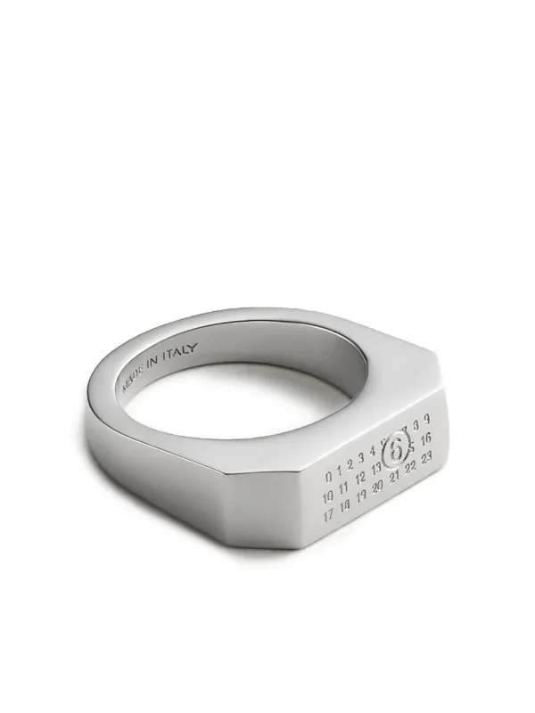 MM6 Maison Margiela Signet Ring | Silver | FARFETCH JO