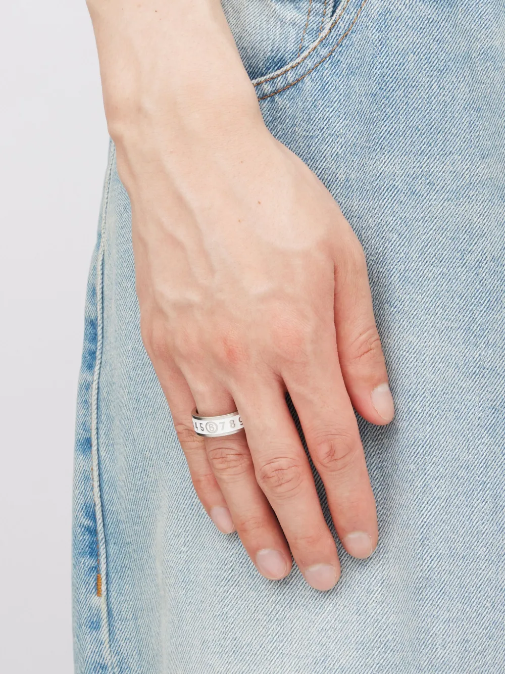 MM6 Maison Margiela Anello con motivo numeri | Gioielli | Image 4