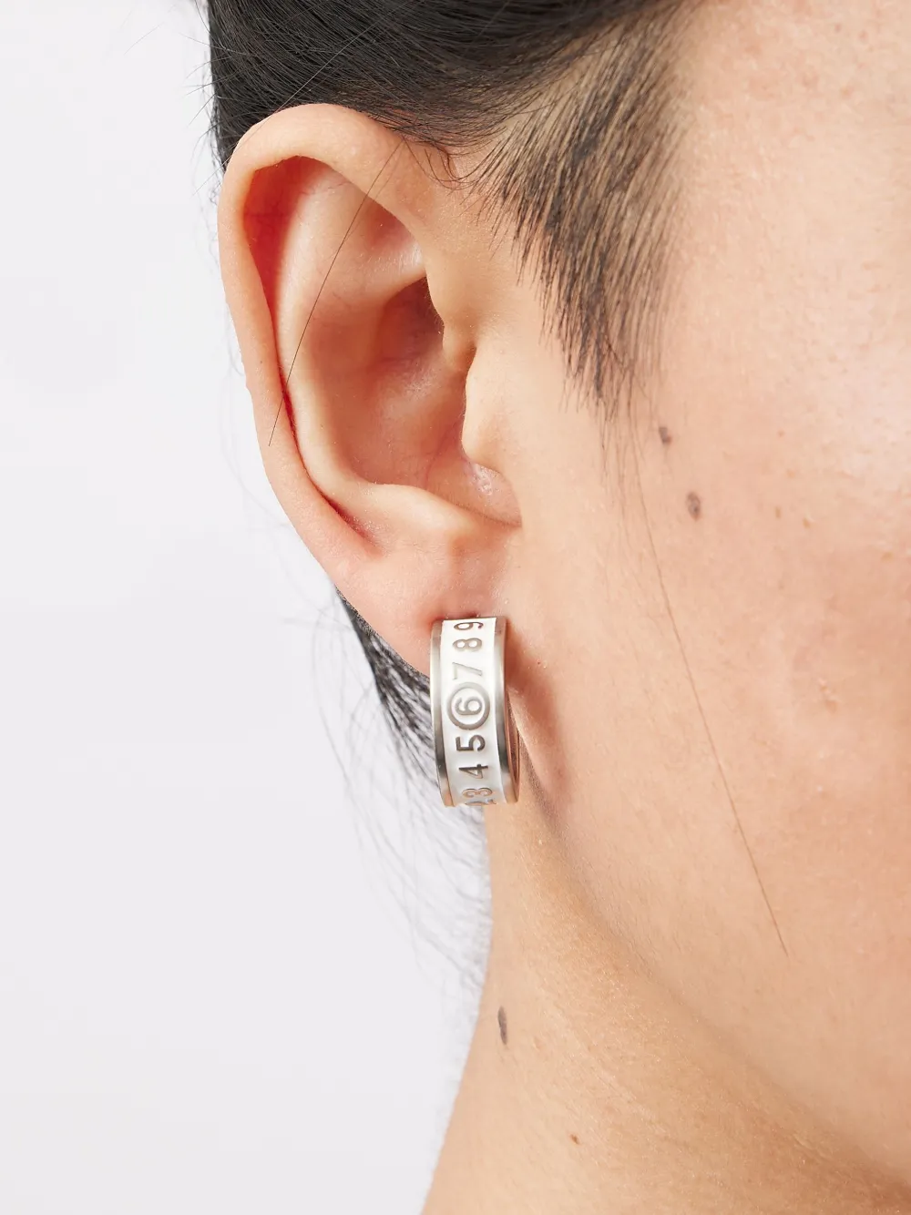 Shop Mm6 Maison Margiela Enamel-logo Earrings In Silver