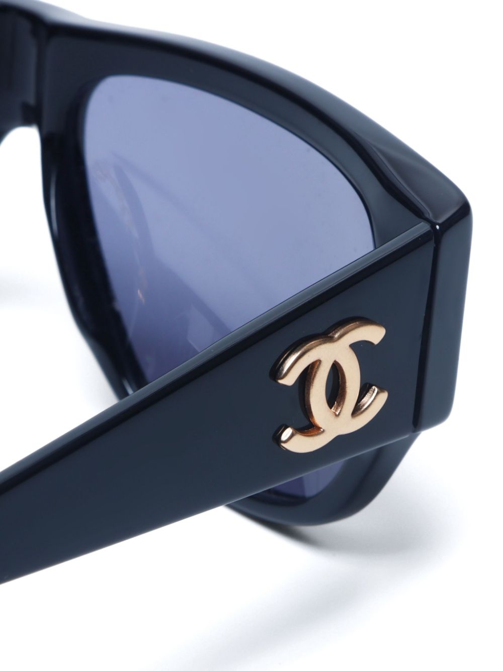 CHANEL 2000s shield frame chain sunglasses Women