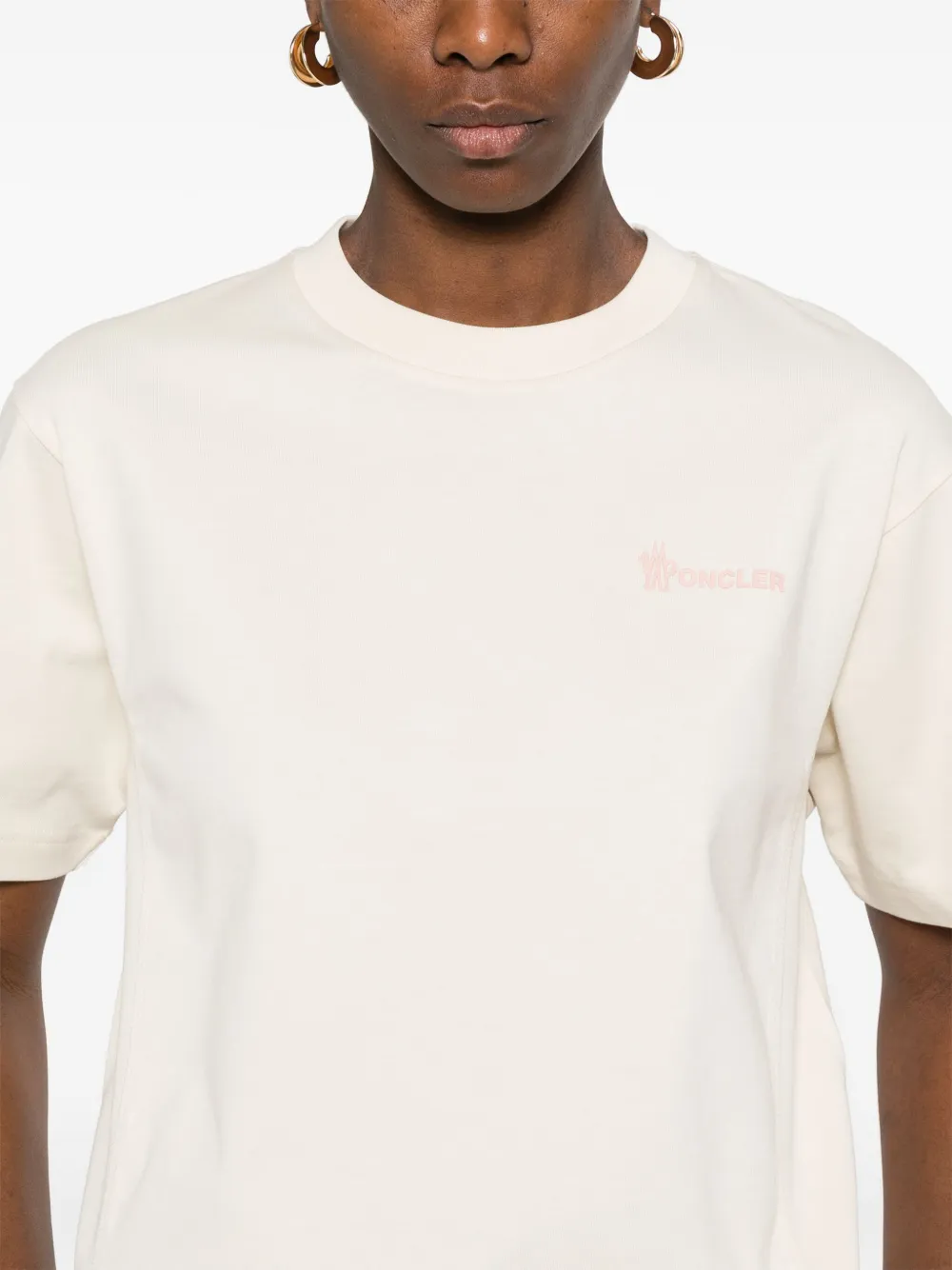 Moncler Grenoble Katoenen T-shirt met logo-reliëf Beige