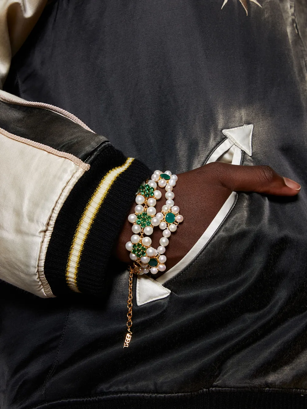 Veert The Trio Flower Bracelet In Gold