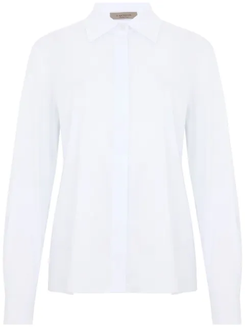 D.Exterior fitted classic cotton shirt