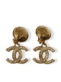 CHANEL Pre-Owned CC drop earrings - Gold