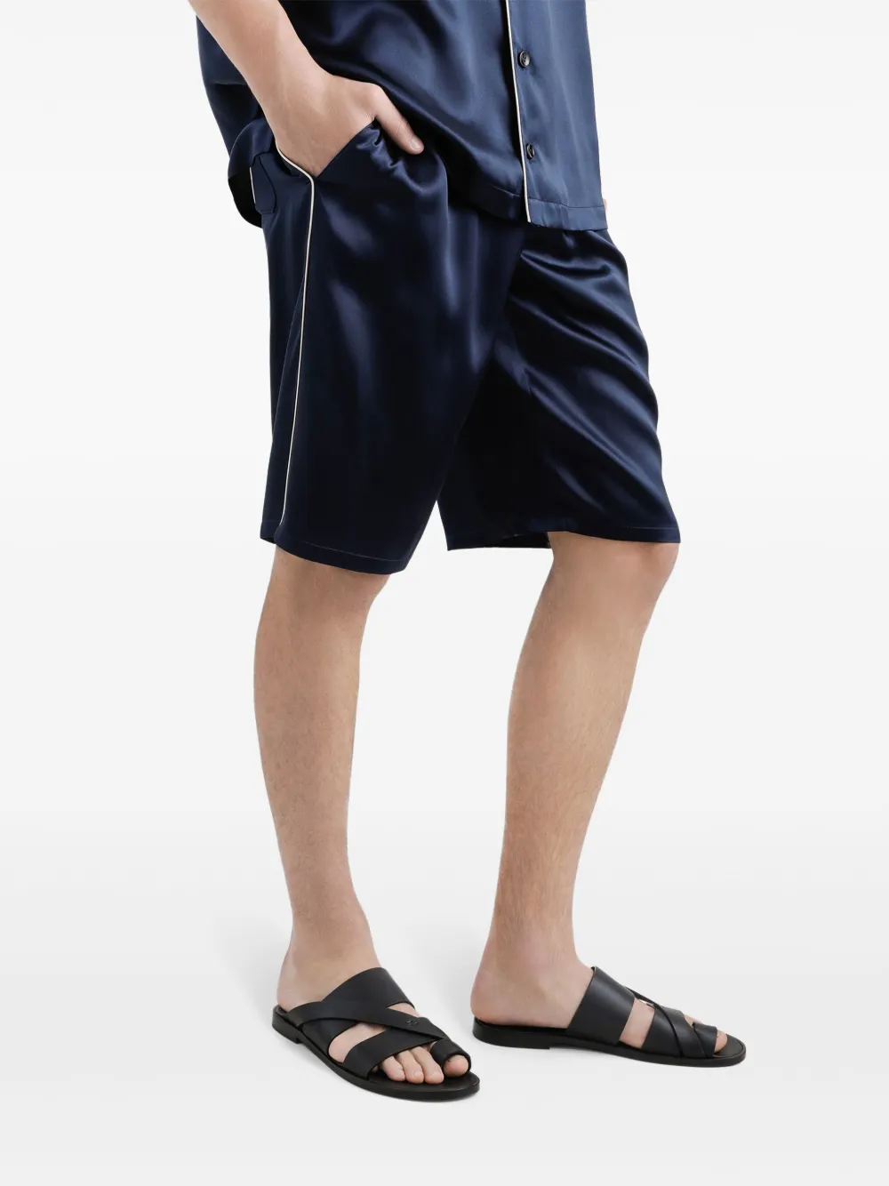 Dolce & Gabbana Satijnen shorts Blauw
