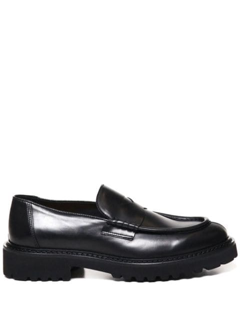 Doucal's calfskin loafers