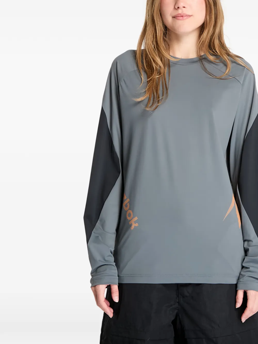 UNIFORM long-sleeves running top