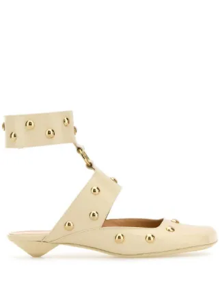 Chloé