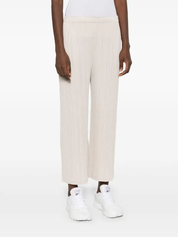 ISSEY MIYAKE PLEATS PLEASE サルエルパンツ PLEATS PLEASE ISSEY MIYAKE（サルエルパンツ）のフリマアイテム一覧