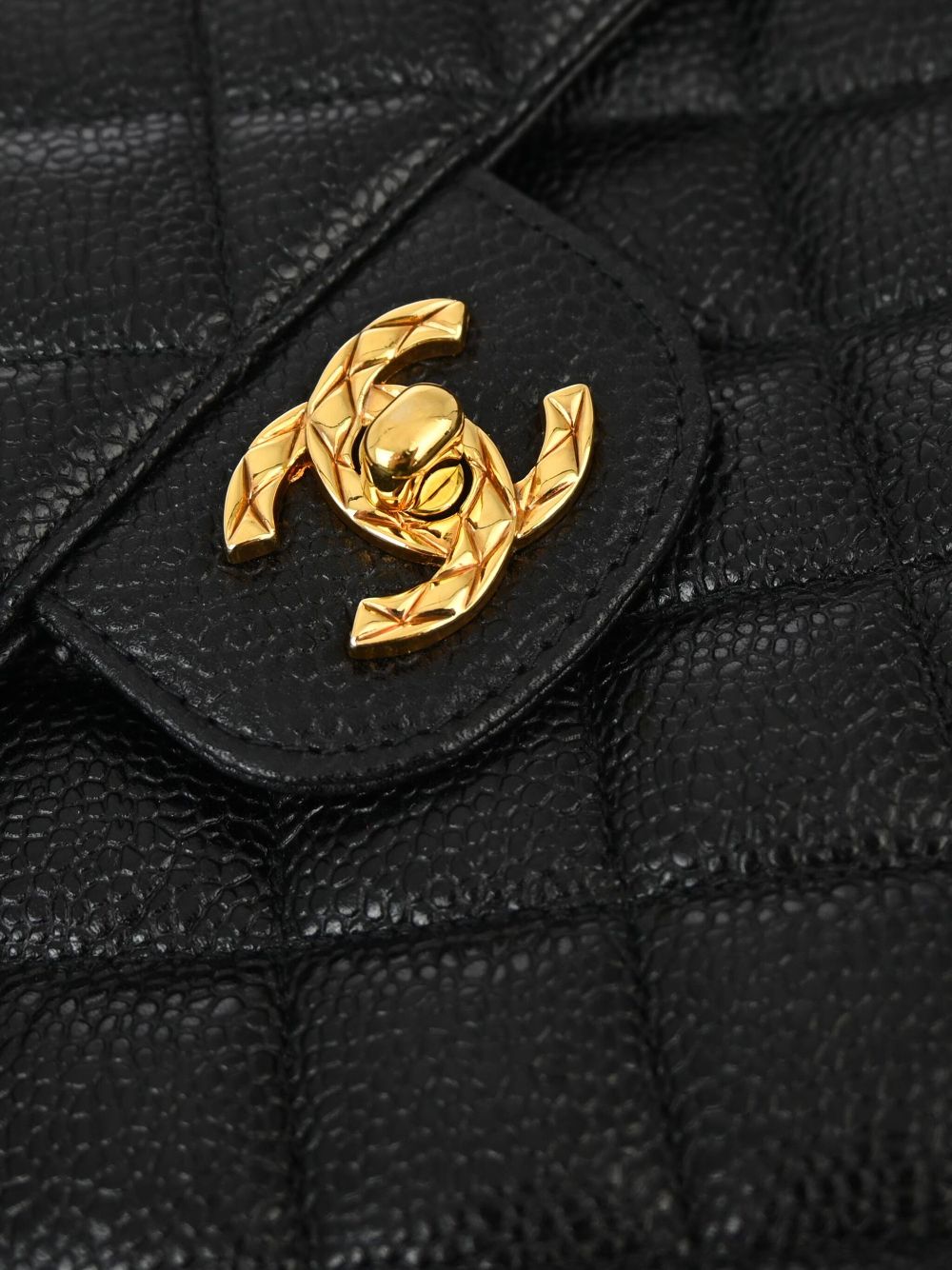 CHANEL 1995 diamond-quilted camera bag Women