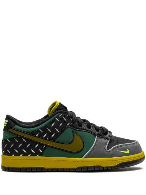 Nike x DOAF Dunk Low "What The Duck- University of Oregon Home" sneakers MEN