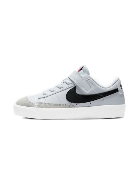 Nike tenis bajos Blazer