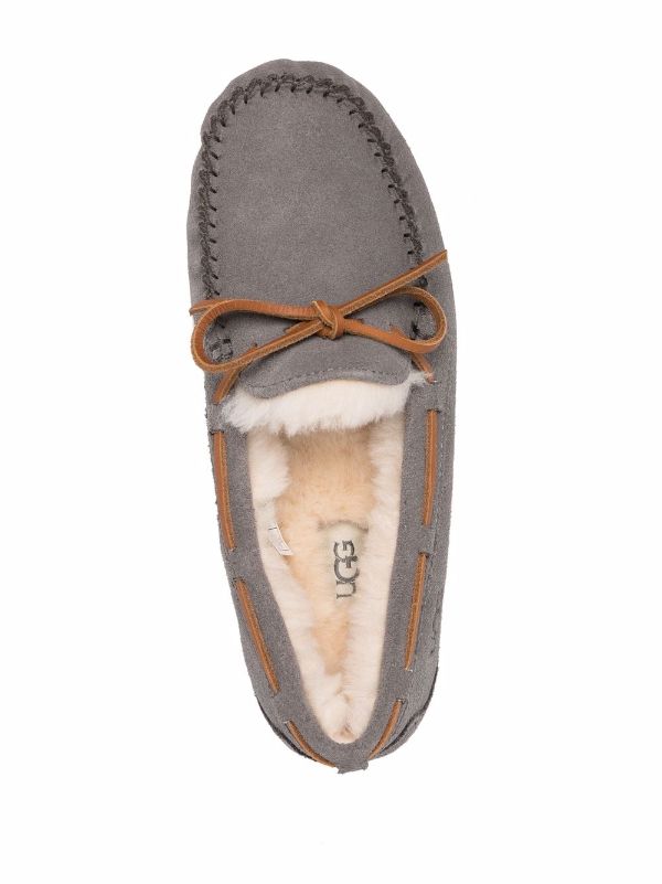 Ugg dakota shops grey