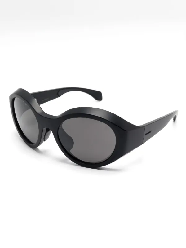 Moncler Eyewear ラウンドフレーム サングラス | ブラック | FARFETCH JP