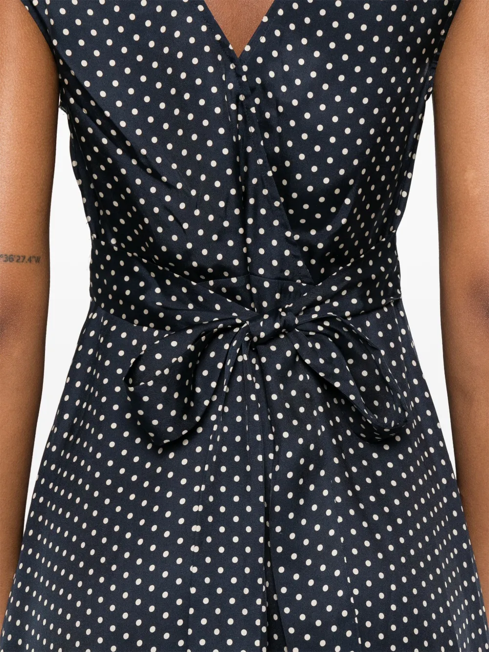 Shop Doen Tahlia Midi Dress In 蓝色