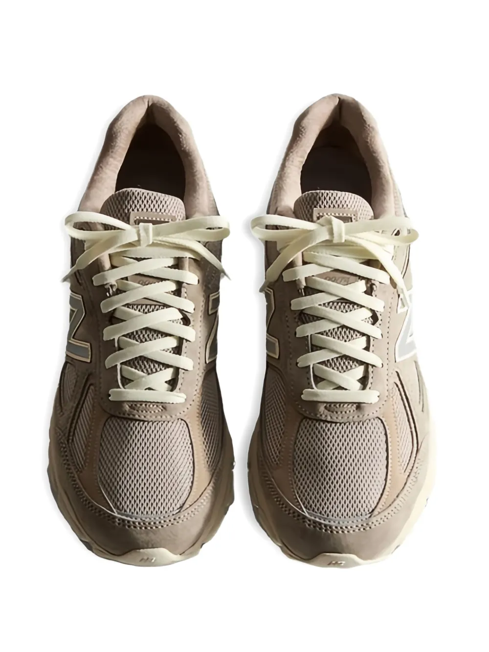 New Balance 990v4 suede trainers Grey