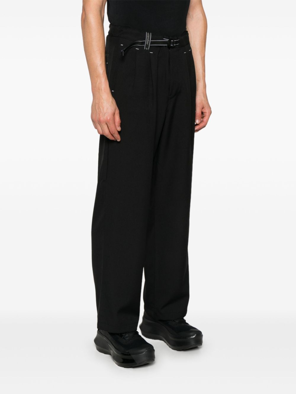 Shop And Wander Twill Wide-leg Trousers In Schwarz