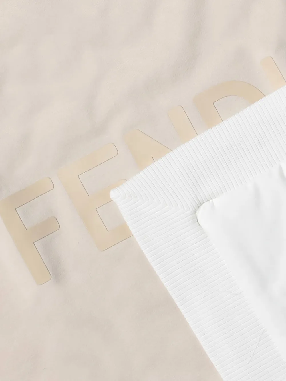 Fendi Kids logo-detail cotton blanket | Blankets & Throws | Image 2